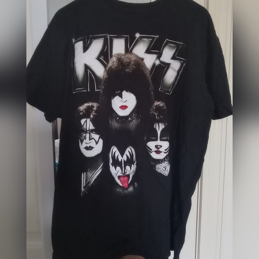 KISS Band Graphic T-Shirt